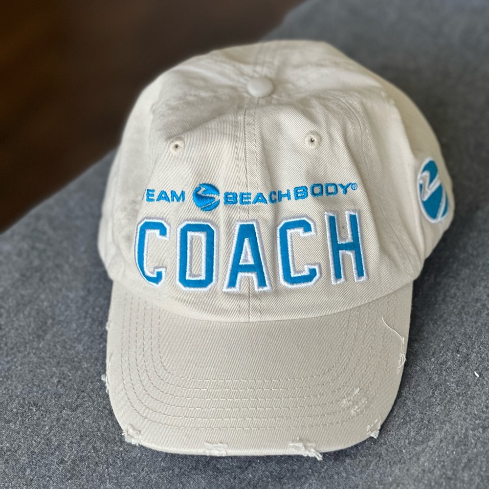 NWT Beachbody Hat